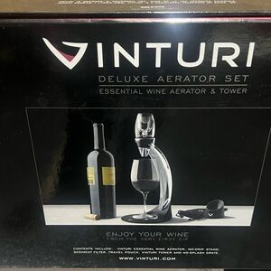 Vinturi Deluxe Essential Wine Aerator Pourer and Tower Set